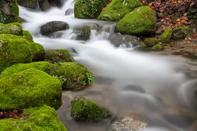 Inflow to Rio Nava - 30 seconds at f / 7.1