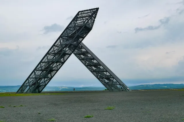 The Saar polygon in Ensdorf from different perspectives