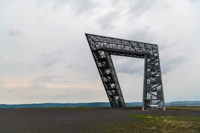 The Saar polygon in Ensdorf from different perspectives