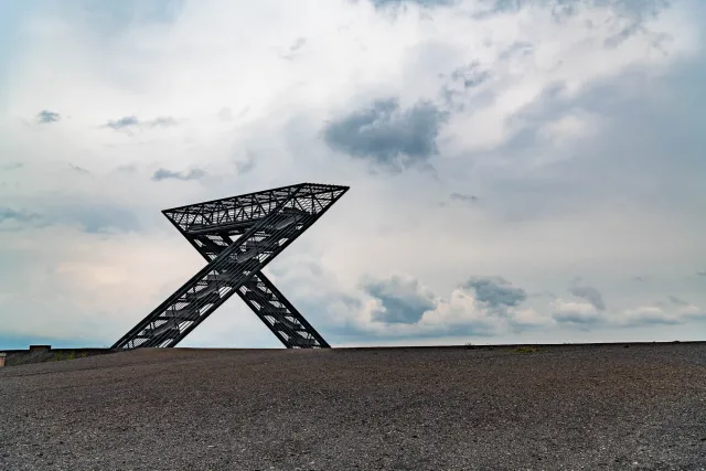 Das Saarpolygon in Ensdorf aus verschiedenen Perspektiven