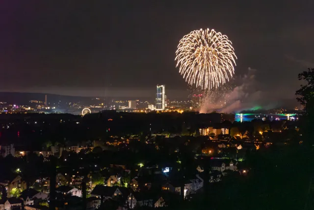 Rhein in Flammen bei Bonn