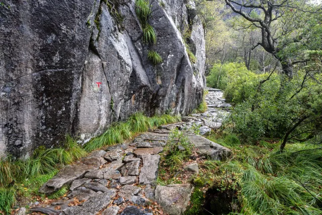 The first plateau on the way to Preikestolen