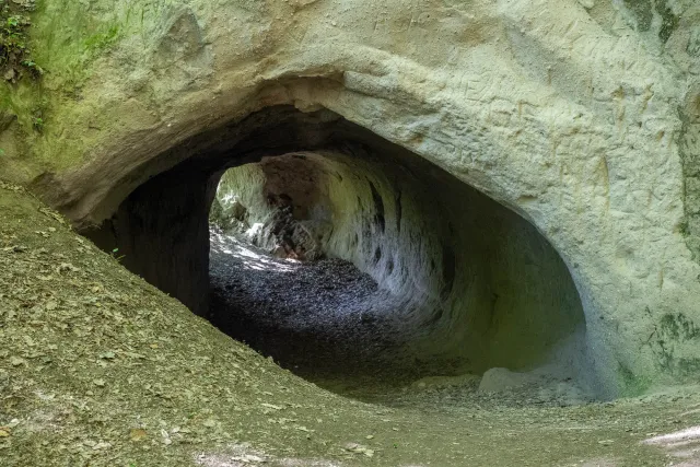 Die Trasshöhlen im Brohltal