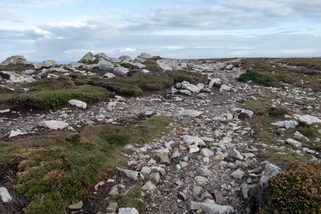 Sharp stones and scree on the Sentier Côtier GR 34